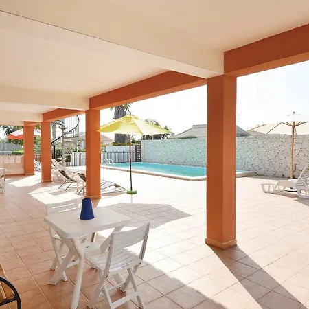 Apartamento Apt, 4 *